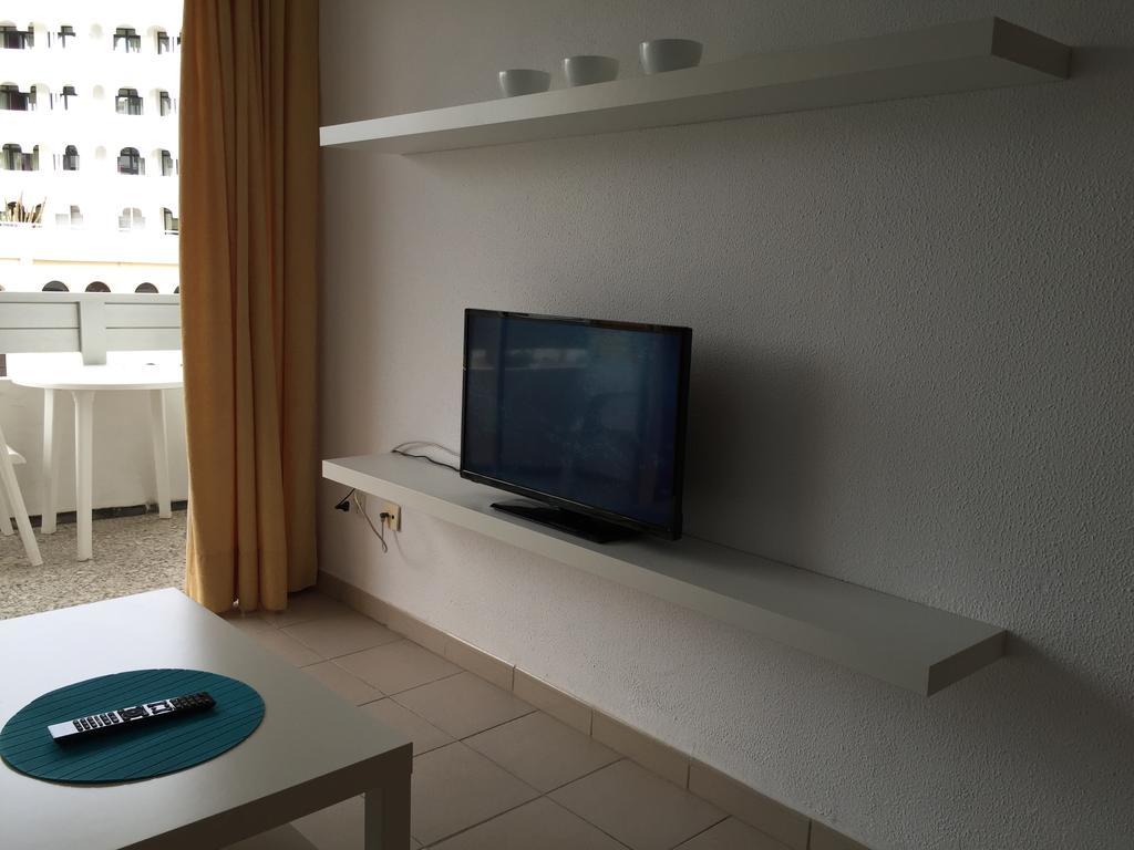 Tagoror Beach Apartments - Adults Only Playa del Inglés Rum bild