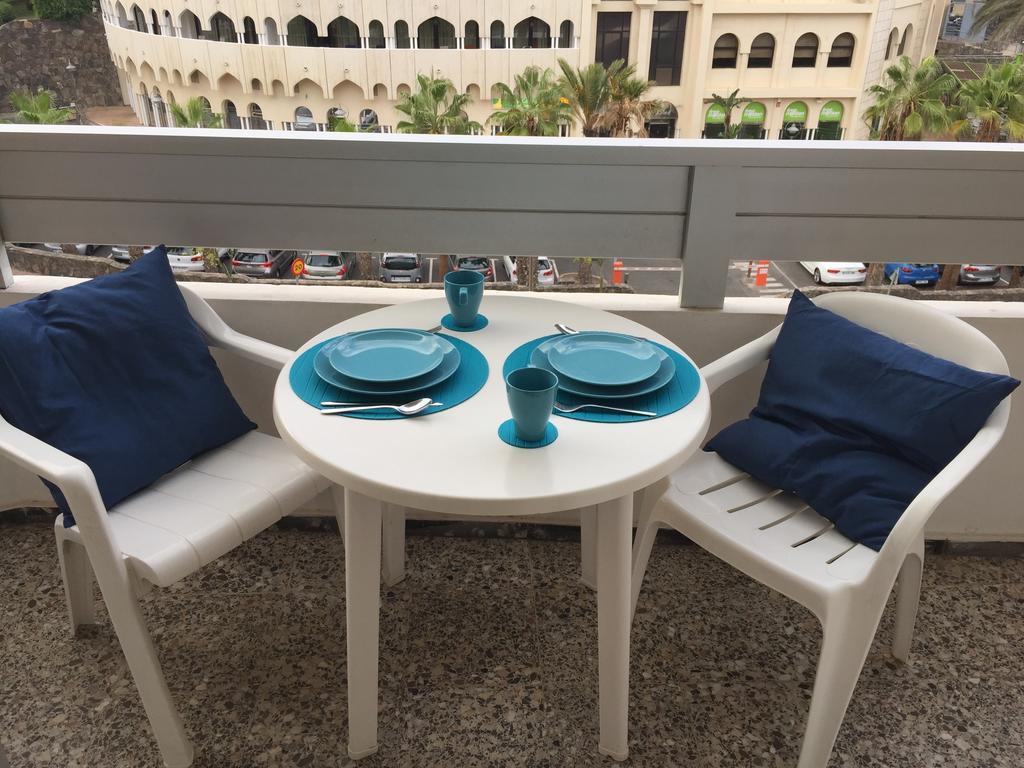 Tagoror Beach Apartments - Adults Only Playa del Inglés Rum bild